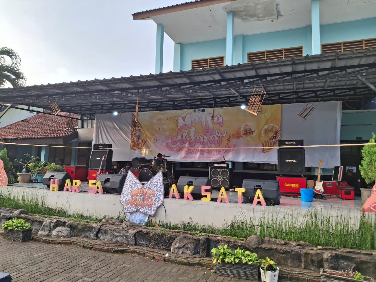 HAKSA AKSATA